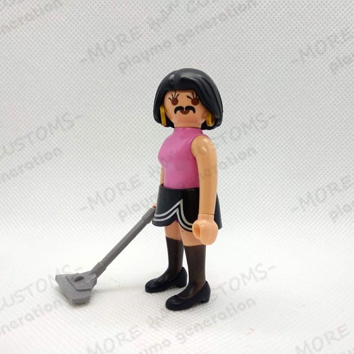 2 freddie-mercury-aspiradora-custom-playmobil-playmo-generation