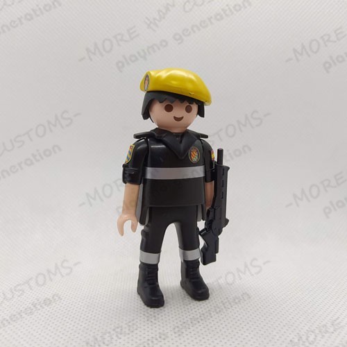 playmobil-personalizado- soldado-espanol-ume-unidad-militar-emergencias-custom-playmo-generation 6