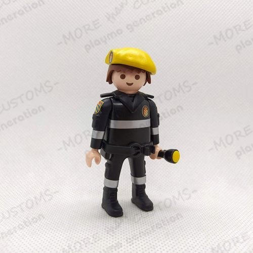 playmobil-personalizado- soldado-espanol-ume-unidad-militar-emergencias-uniforme-trabajo-custom-playmo-generation 4